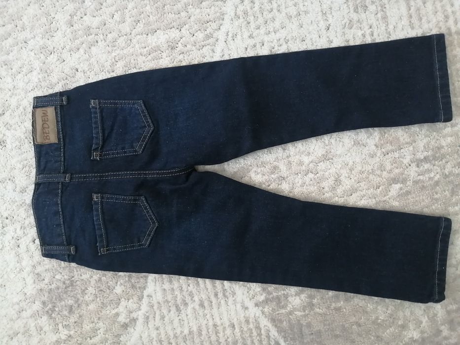 Новые джинсы на девочку