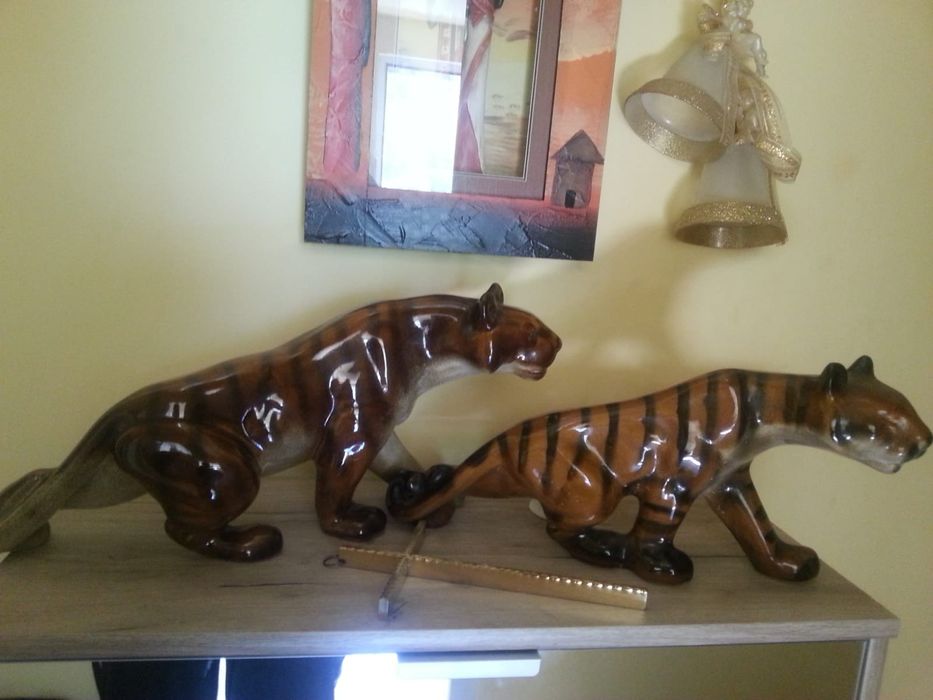 Bibelouri vechi, dimensiuni mari