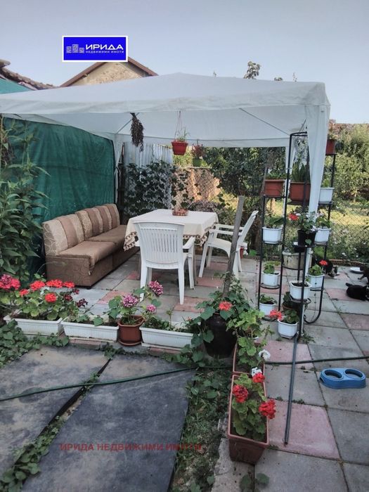 Къща в гр. Нови Искър