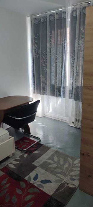 Închiriez apartament zona Tudor Vladimirescu