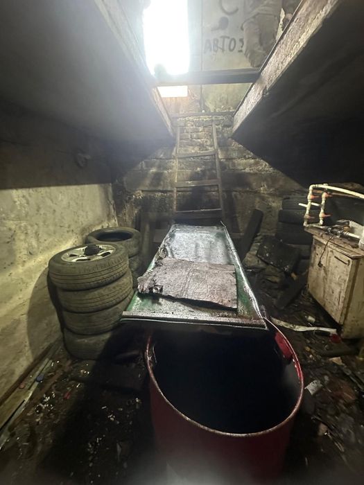 Продается гараж  по улице Красина 4