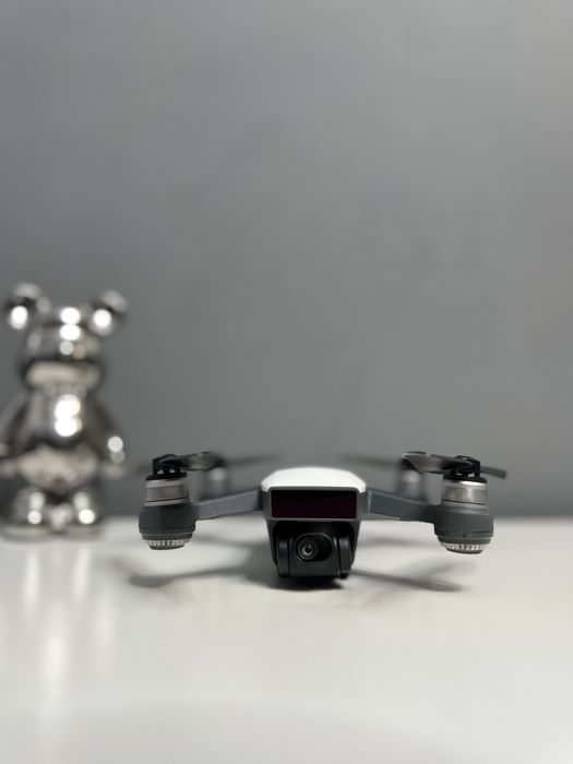 Дрон (Квадрокоптер) DJI Spark