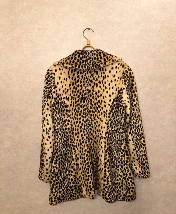 Культовое леопардовое пальто GUESS