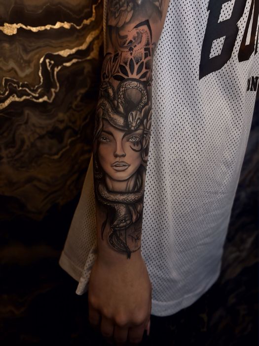 Tatuaje profesionale Bucuresti Voluntari Tattoo