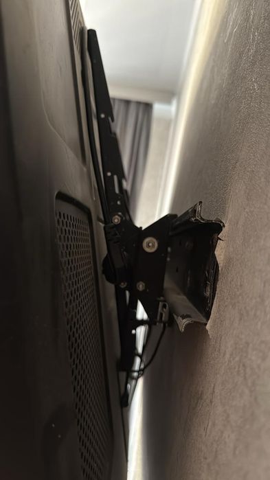 Продам телевизор