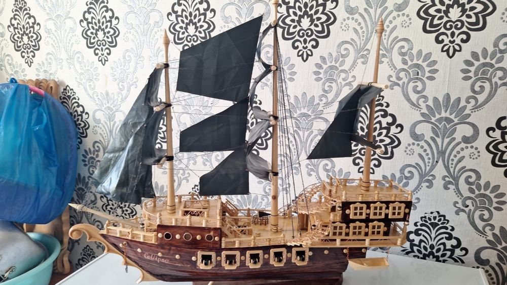 Корабль ручная работа ————————————-////-/-