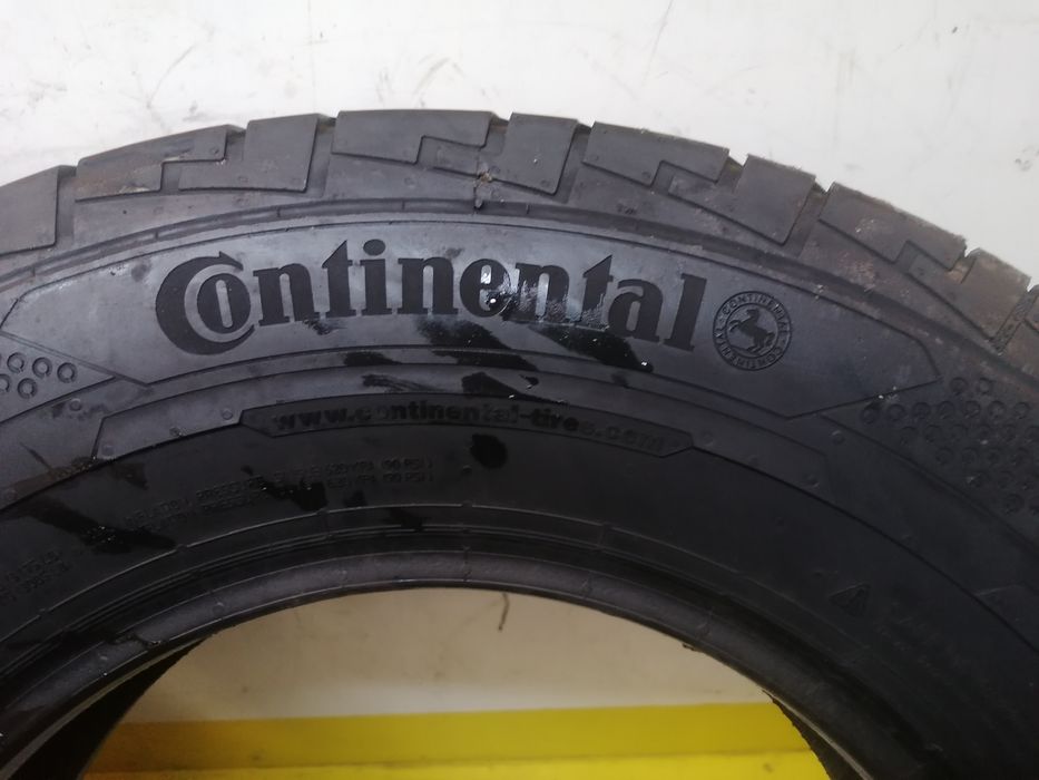 225/75/16C 2 Continental vara dot 4820.   4,95mm