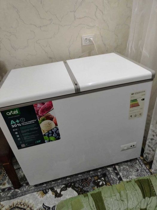 Морозильник сотилади