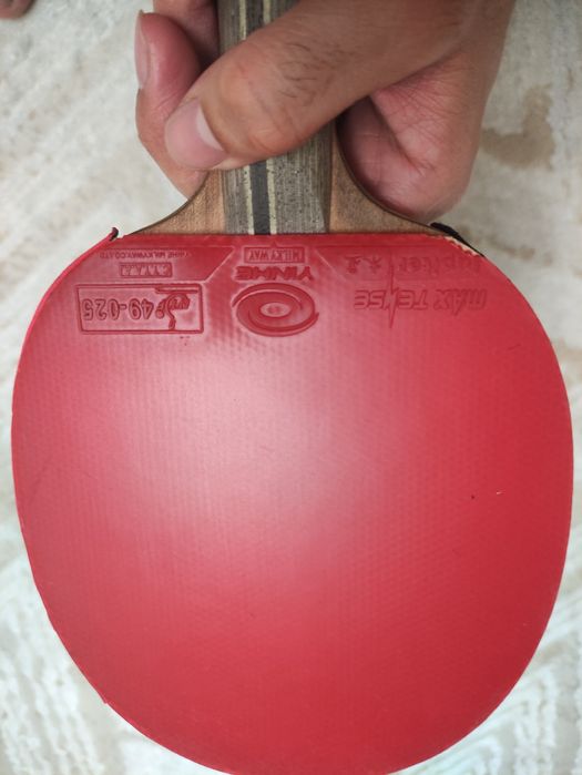 Үстел теннисіна арналған ракетка