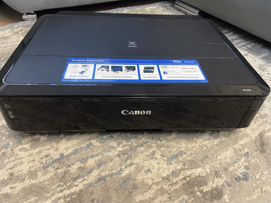 Продам цветной принтер Canon