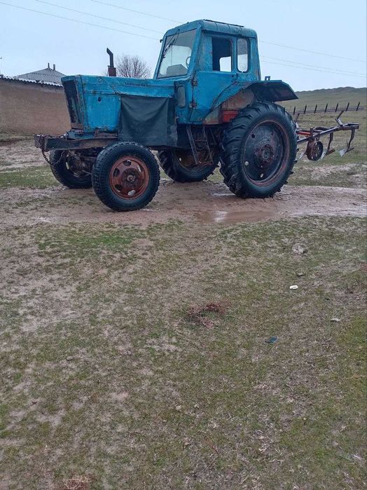Беларус МТЗ 80 сотилади