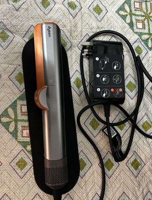 Dyson фен и выпрямитель 2 в1
