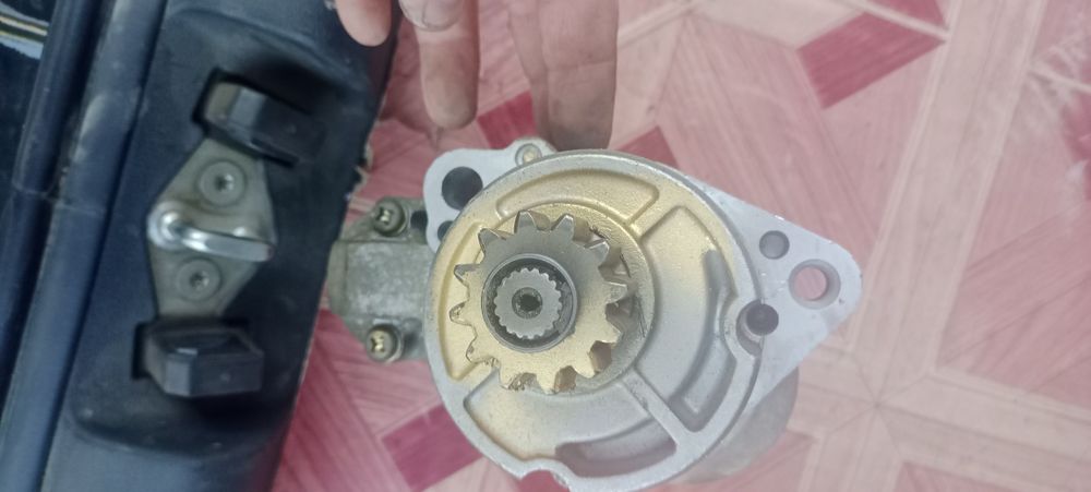 Запчасти nissan infinity