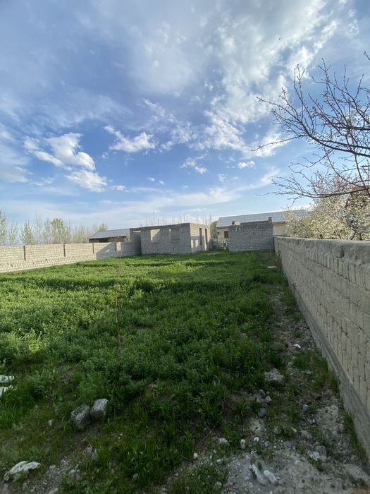 Uchastka Sotiladi Jomboy tuman galakapa qishloği 8 sotix