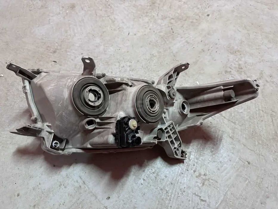 Фары передние Highlander 45 2011 год