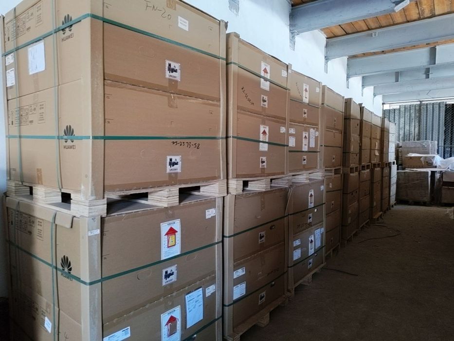 HUAWEI invertor sotuvda!! Global versiya original!!

5kwt on-grid 1fa