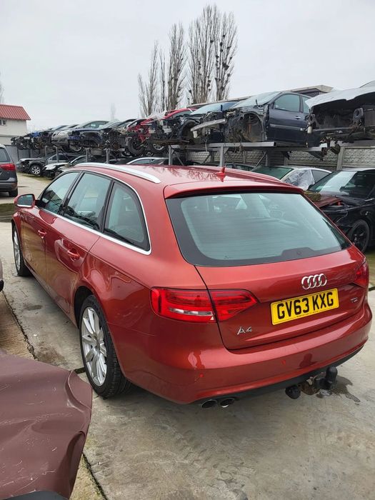 Dezmembram Audi A4 B8.5 2.0 CGLC automat Bara fata / Capota/ Far