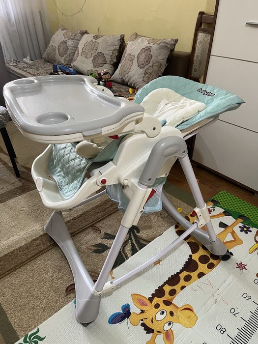 Детский стульчик шезлонг Babyton