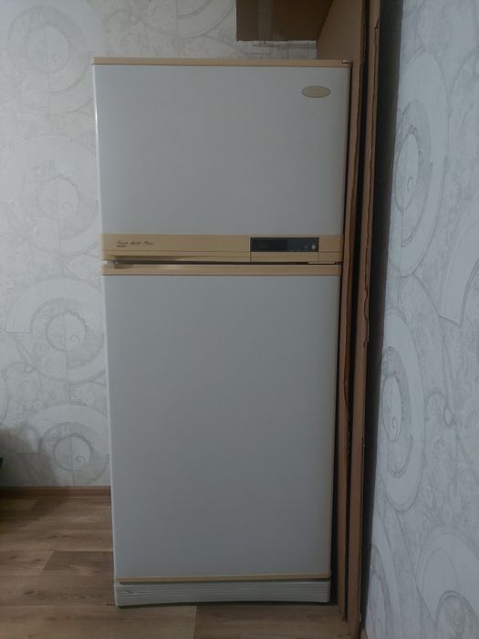 Холодильник Daewoo б/у