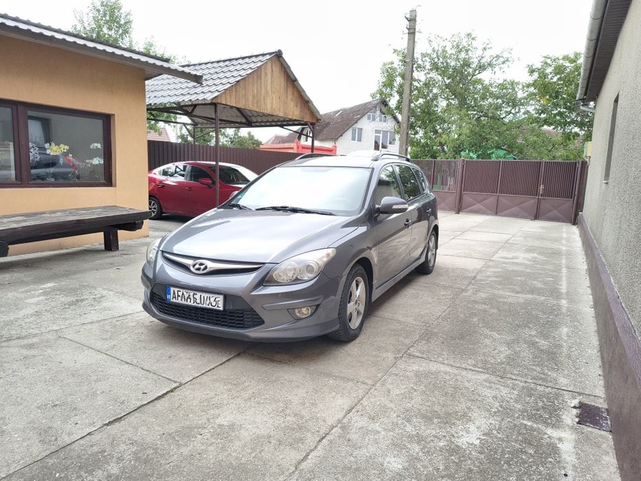 HYUNDAI i30 2011 — imagine 2