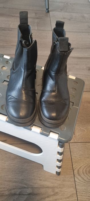 Vand incaltaminte ponte  si h&m