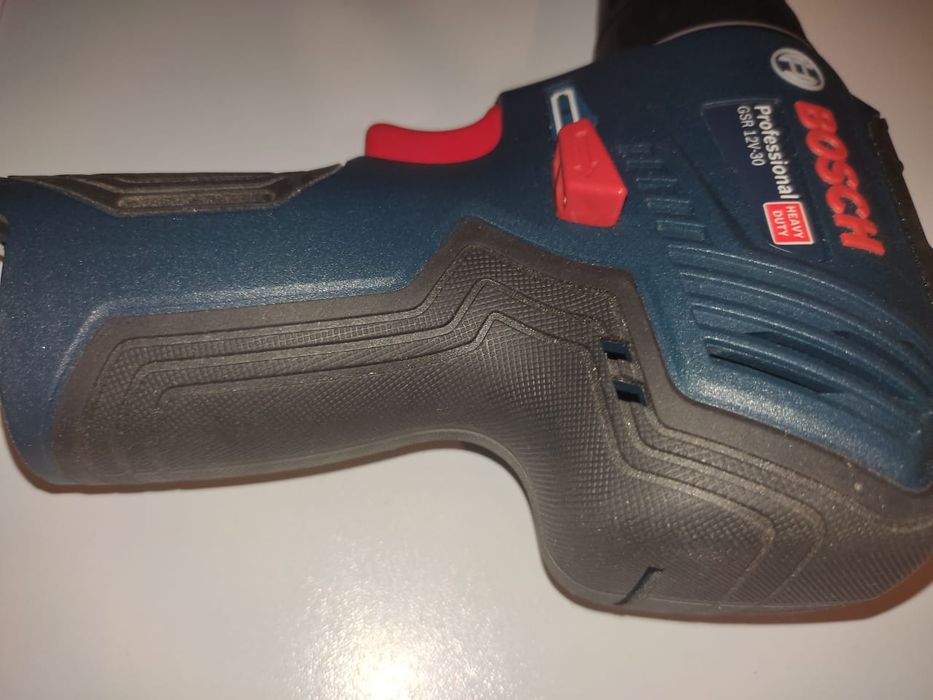 Bosch Professional GSR 12V-30 дрель шуруповерт