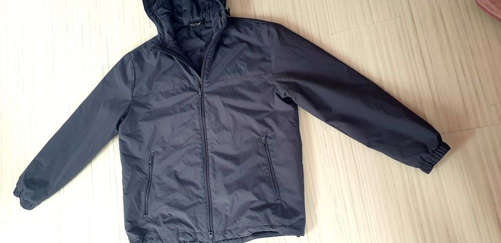 Emporio Armani EA7 Oversize  XS - M НОВО! ОРИГИНАЛ! Мъжко  Яке!