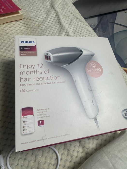 Epilator IPL Philips Lumea 8000