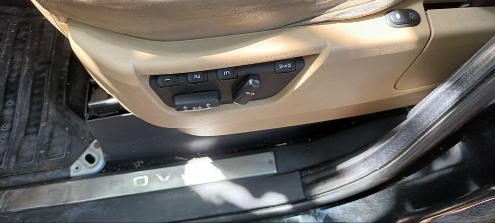 Range Rover sport 3.6 TDV 272K.C