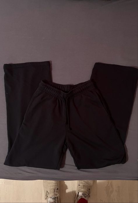 Нови дънки Zara, Stradivarius