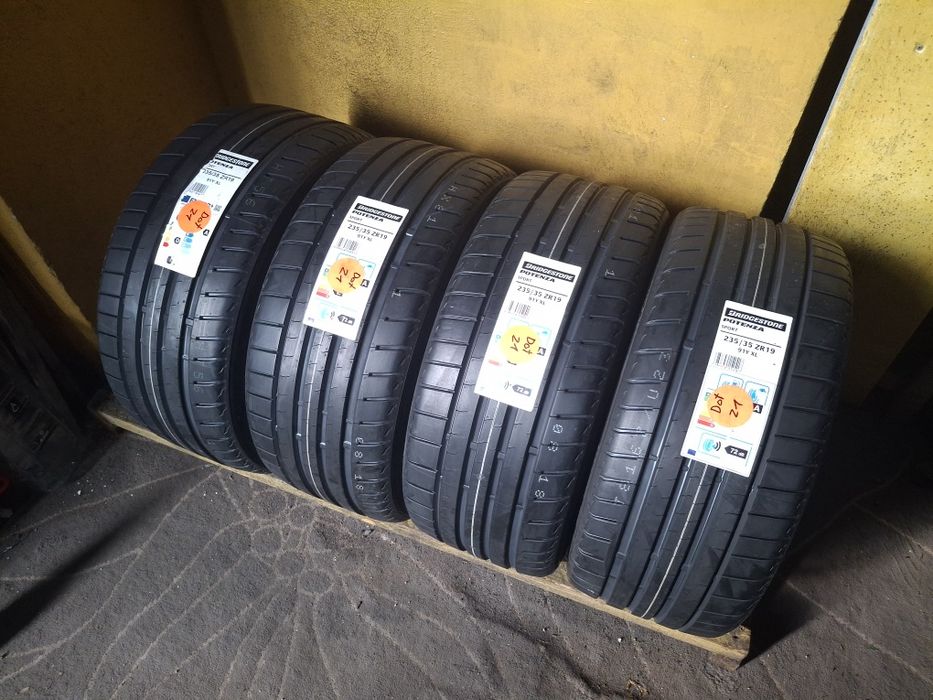 235 35 19 Bridgestone DOT 2021 vara NOI