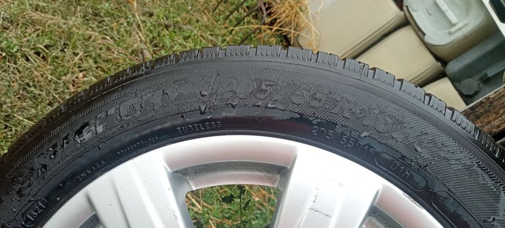 Vând Roti iarna Audi