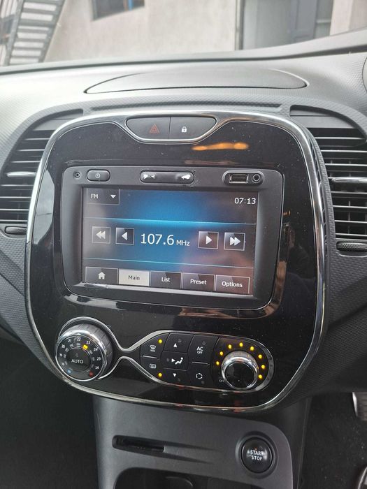 Navigatie originala Renault Captur 2013