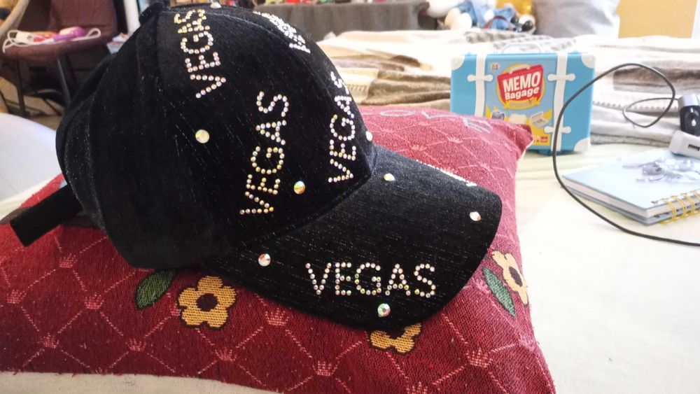 Шапка с козирка VEGAS