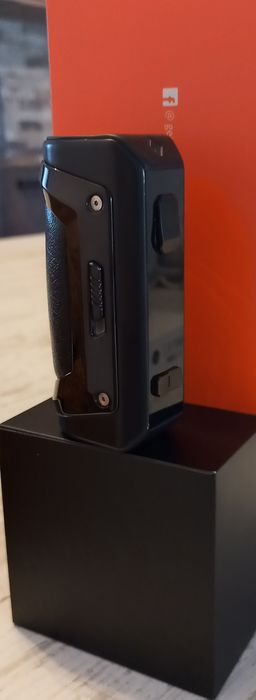 Țigară electrica GEEKVAPE S1000 Classic Black