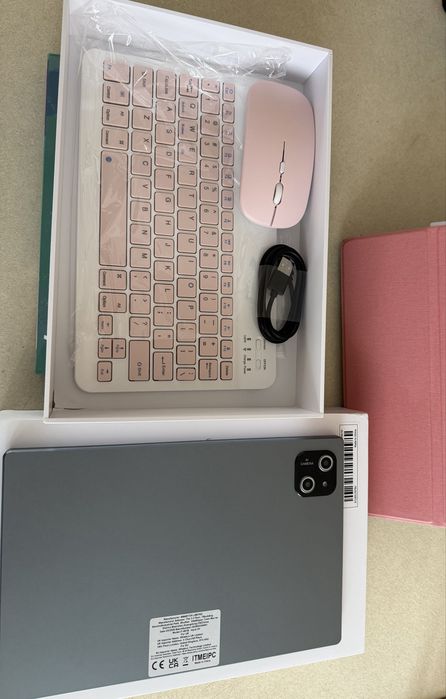 Tableta 10” Android cu husa+tastatura+mouse