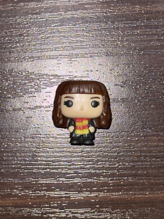 Гермиона из kinder joy