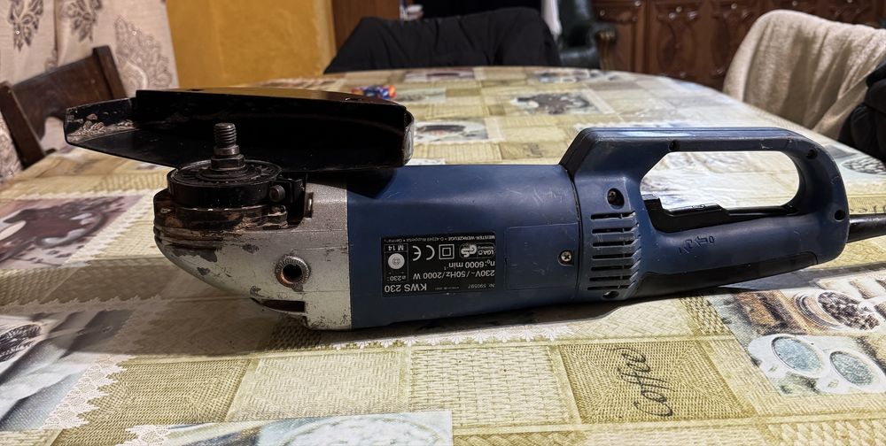 Продавам  ъглошлайф