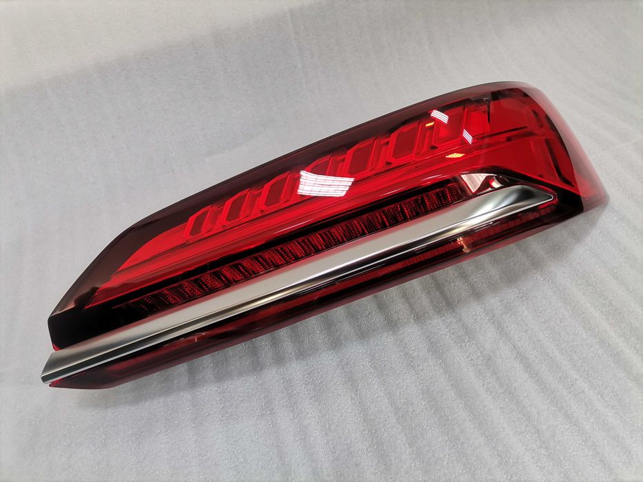 4M0945076B Нов LED Десен Стоп Audi Q7 SQ7 4M Facelift