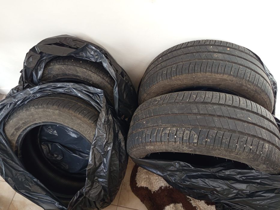 Anvelope vara Bridgestone