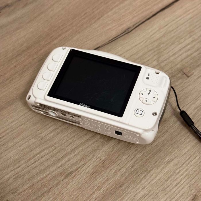 Nikon Coolpix W100