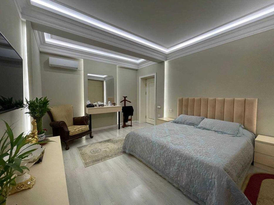 Двухуровневая квартира для большой семьи | 192 м²