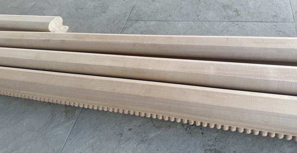 Balustradă lemn sculptată manual – unicat, executată de sculptor Sibiu