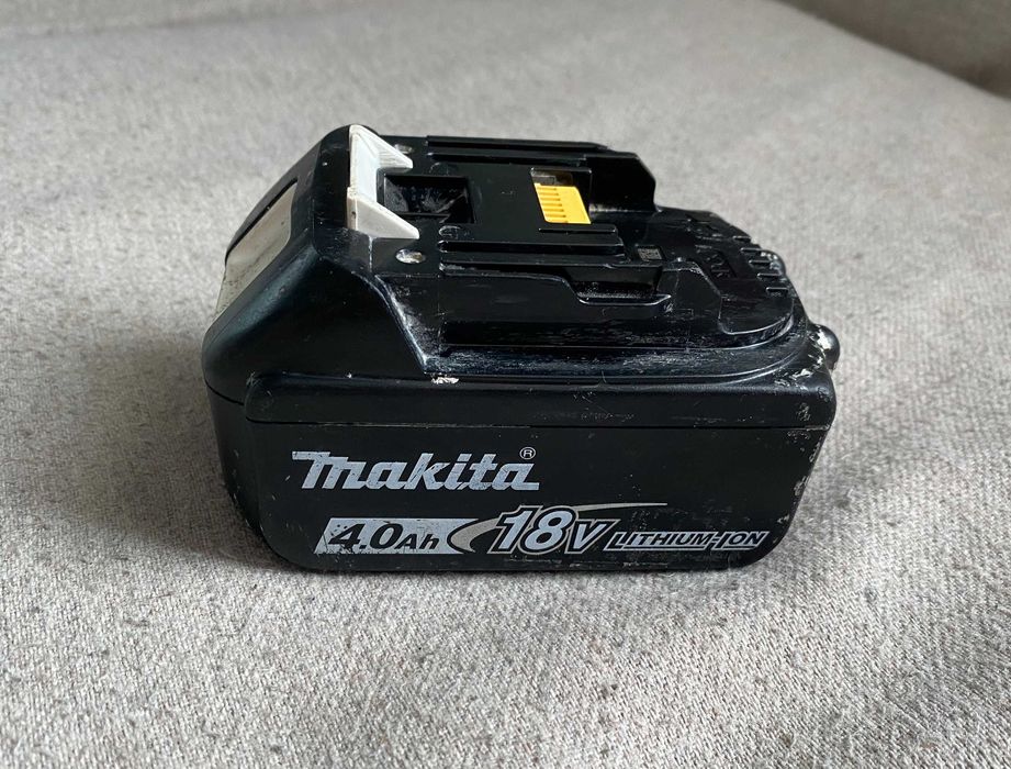 Acumulator baterie Li-Ion Makita BL1840B 18V 4.0 Ah indic nivel f bun