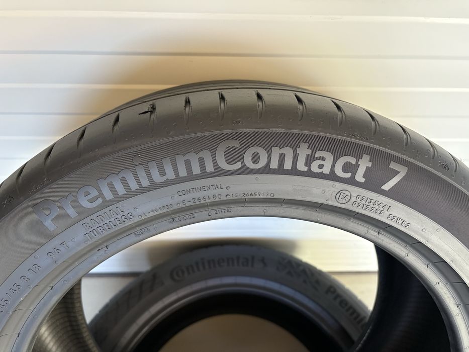 2бр летни гуми 245/45/18/Continental premiumContact7/dot4824/4мм грайф