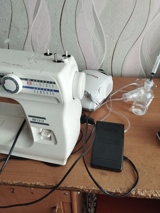 Продоется швейная машинка 40000теңге