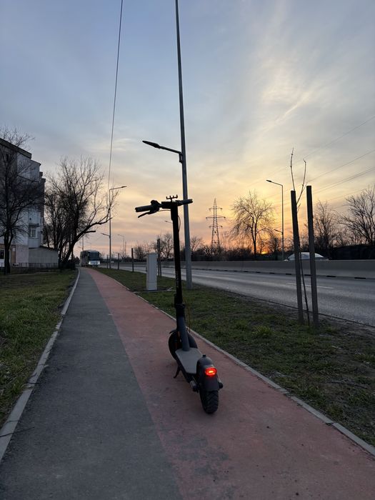 Trotineta electrica Xiaomi Scooter 4 pro generatia a 2-a