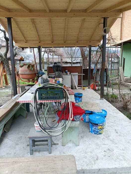Execut lucrări de construcții renovari