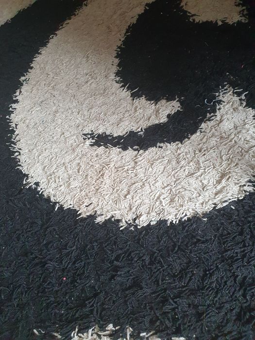 Продам ковёр 2×3