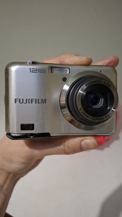 Компактен дагитален фотоапарат Fujifilm FinePix AX